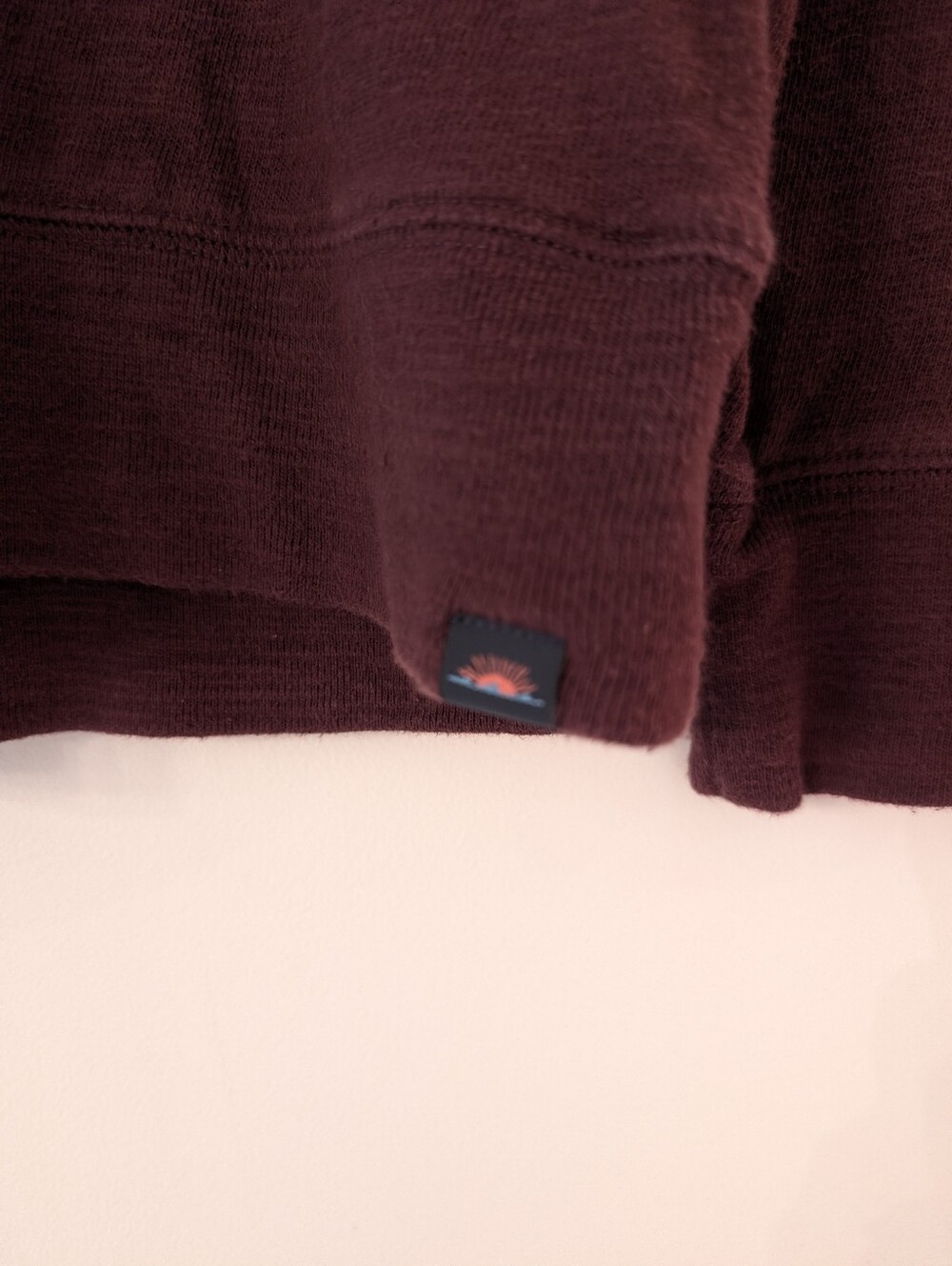 Faherty | Sunwashed Organic Hoodie | Vineyard Wine - Picture 3 of 6